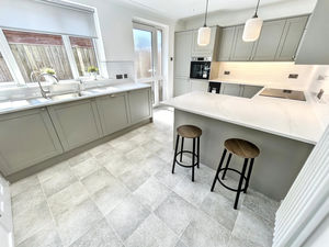 Photo 9- click for photo gallery